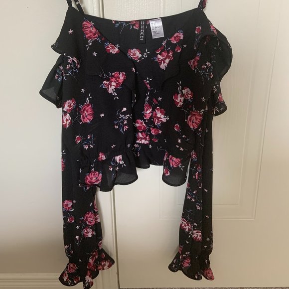 Floral Off-Shoulder Ruffled Long Sleeve Top - Picture 2 of 5